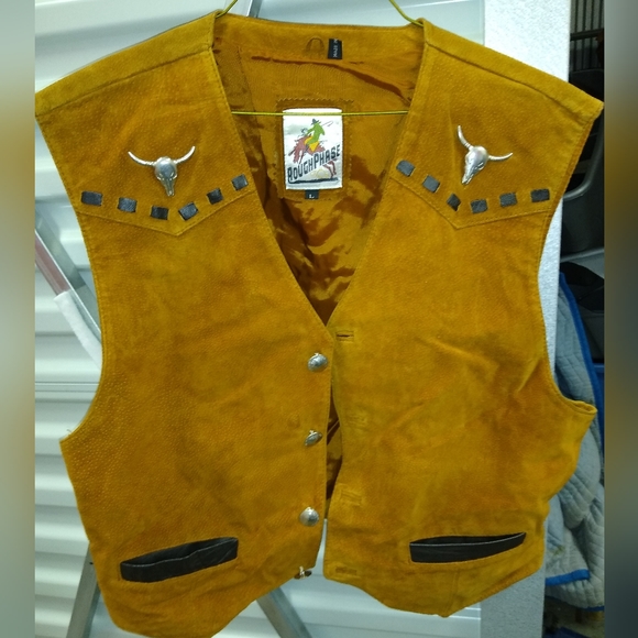 Western Cowboy boots and Chippewa Biker and work boots - Picture 5 of 16